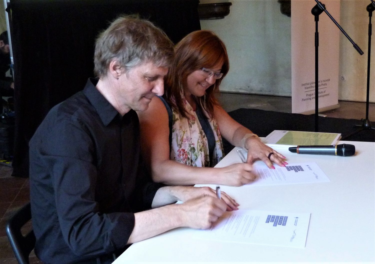 Podpis smlouvy s BDLA